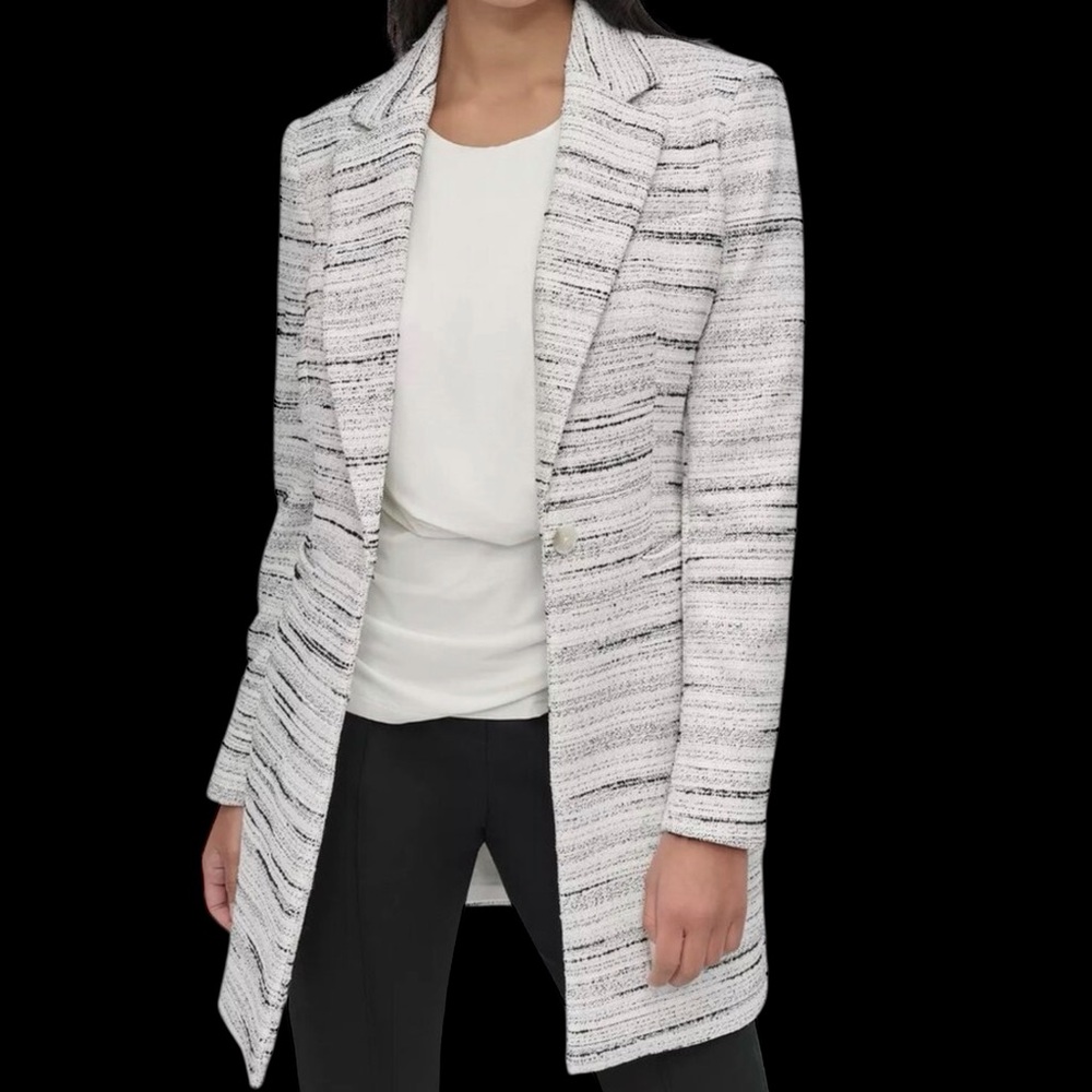 DKNY Women's Black and White Textured Blazer